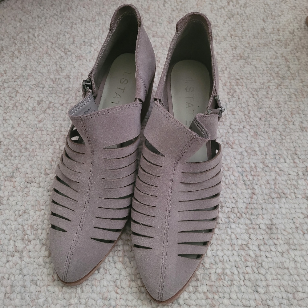1.State Arnet Leather Gray Booties